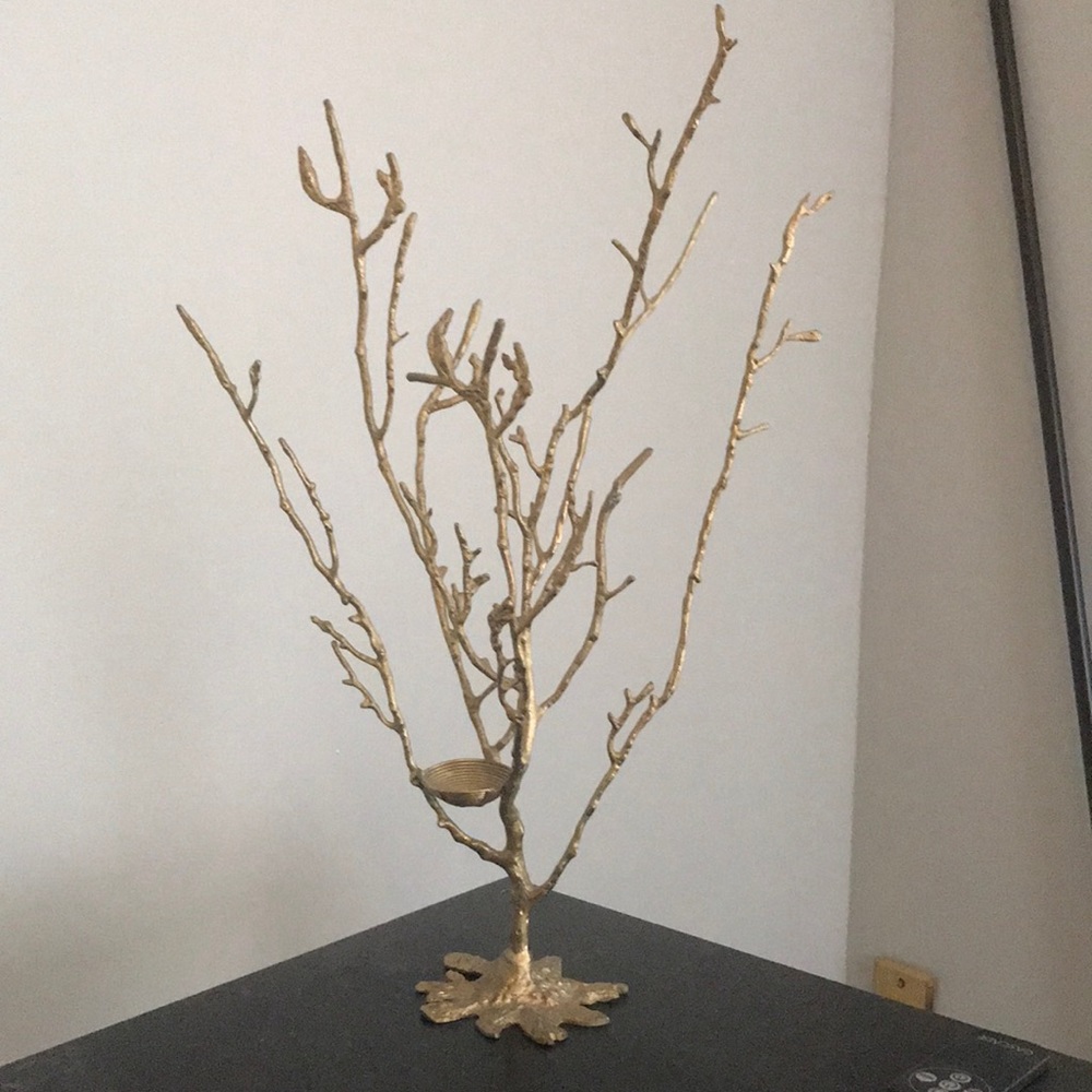 Anthropologie jewelry stand
